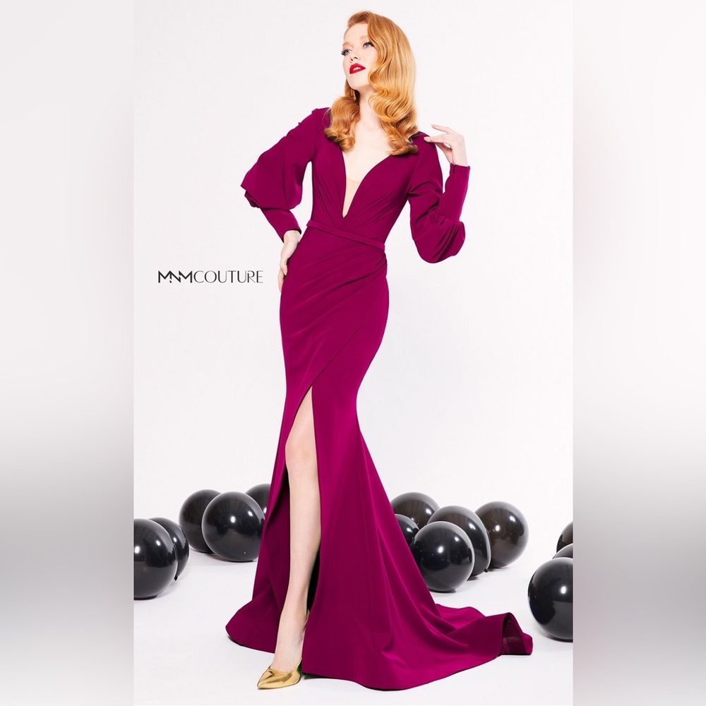 NWT MNM COUTURE N0319 GOWN